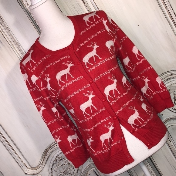 Forever 21 Festive Vintage Look Reindeer Print Red And White Cardigan Sweater - Picture 2 of 5